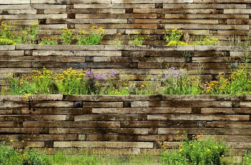 31 garden wall ideas