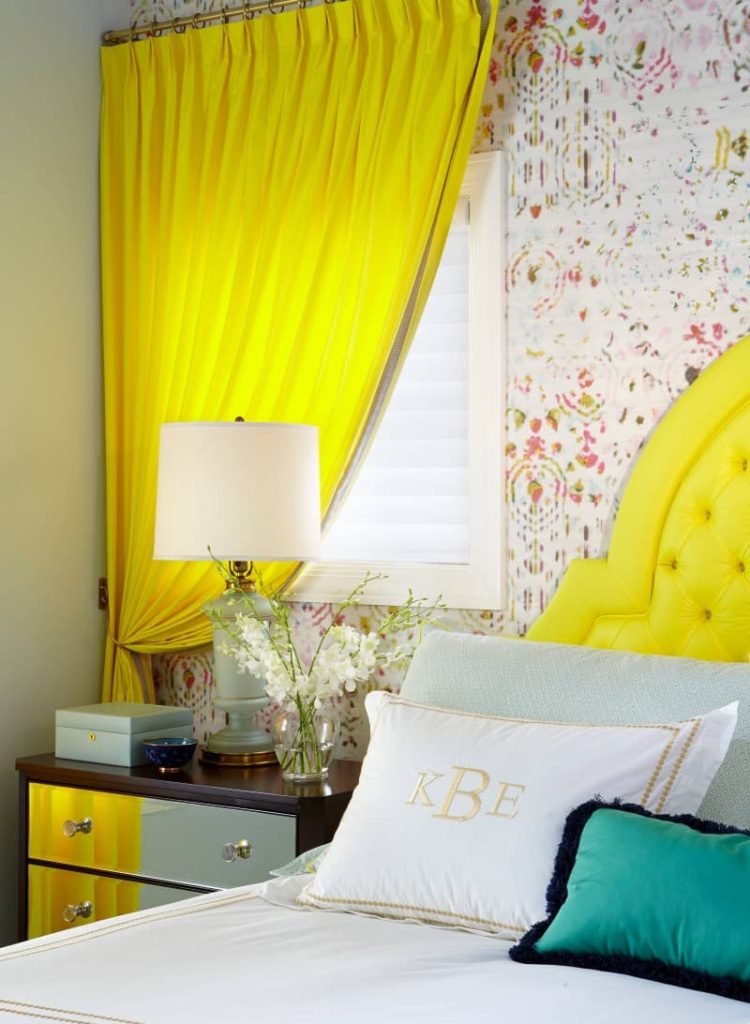 8 canary yellow curtains with green walls 1