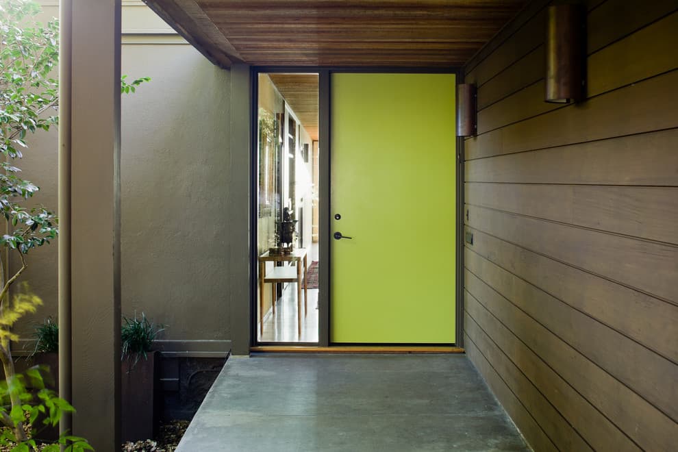 2 bright green front door for brown houses