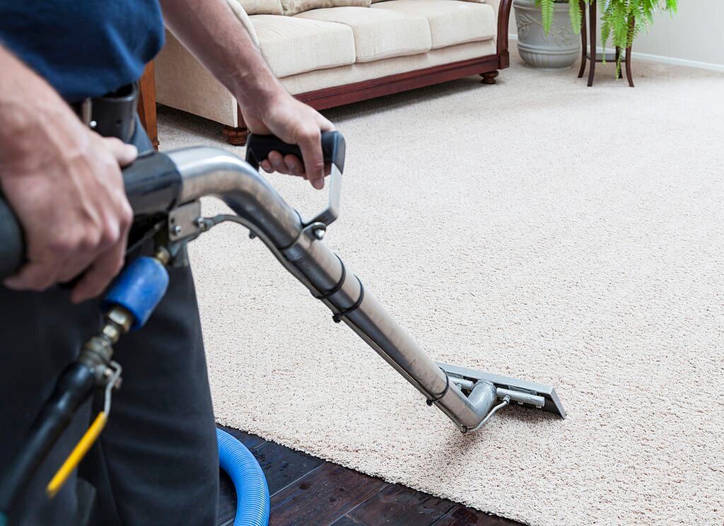 do you tip steam cleaning carpets