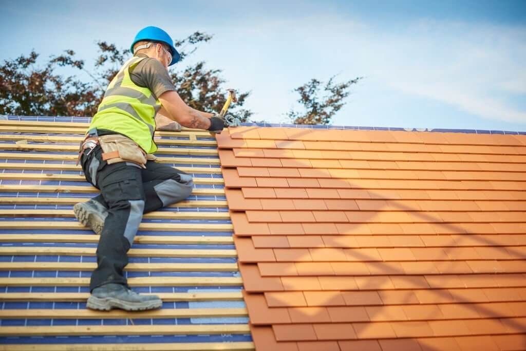 how much should you tip roofers