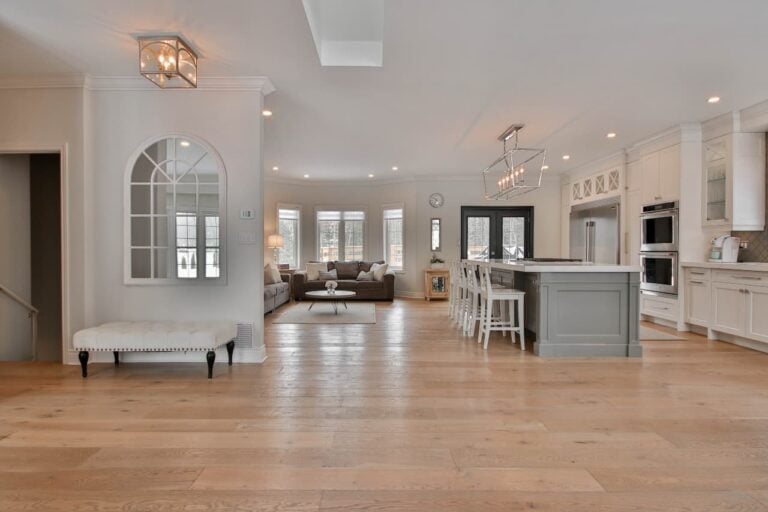 A Handy Guide On How To Choose The Ideal Flooring For Your House