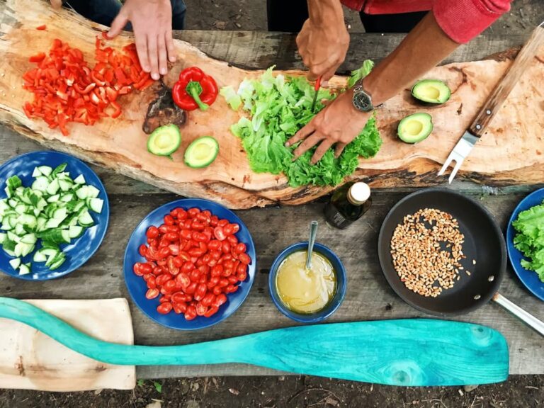 7 Crucial Items To Have In Your Outdoor Space To Easily Make Tasty Food