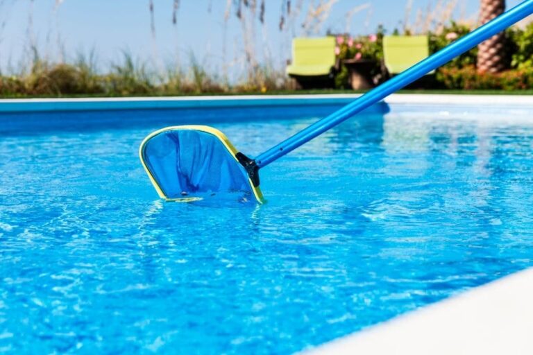 Pool Cleaning Made Easy: Choose the Right Electric Pool Cleaner