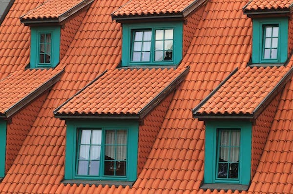 How To Decide On The Right Roofing Option For Your Patio