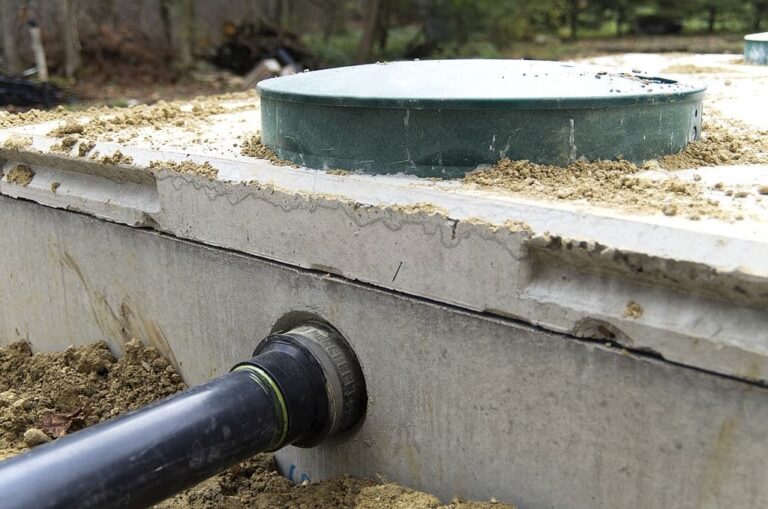 Real Estate Life: Outdoor Problem Areas That Will Hurt Your Property Value