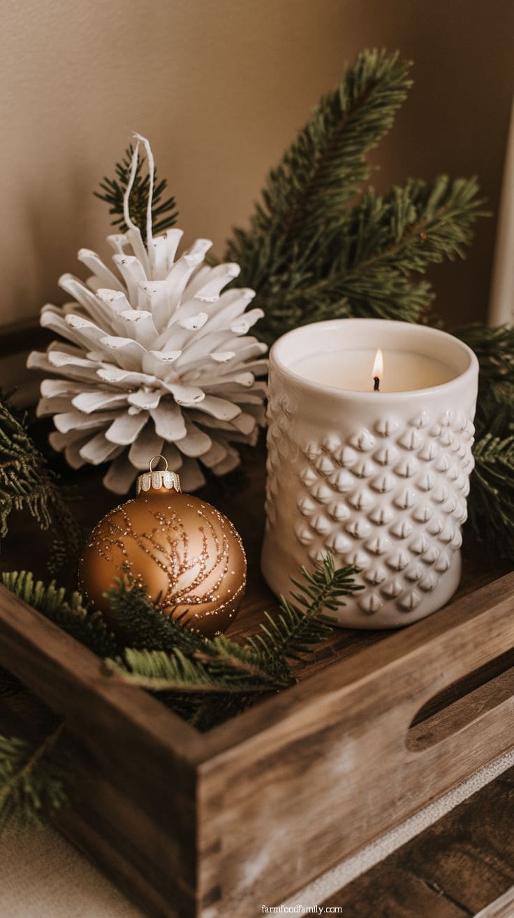 11 Christmas Coffee Table Decor